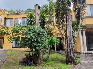 Casa · 326m² · 5 Recámaras · 3 Estacionamientos · Venta de Casa Estilo Cuernavaca en Rancho Cortés, Cuernavaca…clave 6310