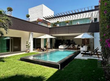Casa · 260m² · 4 Recámaras · 2 Estacionamientos · Venta de Casa en La Colonia Reforma, Cuernavaca, Morelos…clave 6317