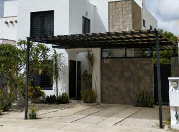 Casa de 2 habitaciones, Mérida · Casa en Renta Gran Santa Fe Norte