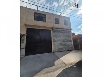 Bodega comercial de 3 habitaciones, Saltillo · Bodega en Renta, a Pocos Pasos de Blvd Isidro López