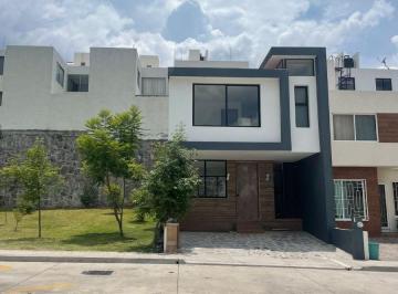 Casa de 3 habitaciones, Morelia · Preventa de Casa en Frac. Privado Cañadas del Bosque Tres Marías.