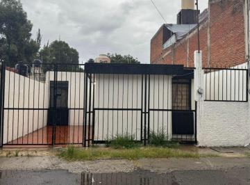 Casa de 2 habitaciones, Puebla · Casa de Una Planta en Renta a Pie de Calle Para Oficina o Vivienda Colonia La Hacienda, Cerca de Cu