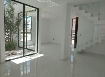 Casa de 4 habitaciones, Mineral de la Reforma · Casa en Venta Residencial Alvento en Esquina con Roof Garden Equipamiento de Lujo