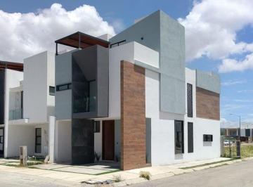 Casa de 4 habitaciones, Mineral de la Reforma · Casa en Venta Residencial Alvento en Esquina con Roof Garden Equipamiento de Lujo