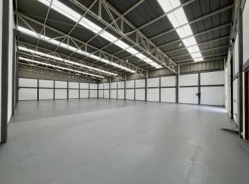 Nave industrial · 1910m² · Bodega en Renta en Metepec
