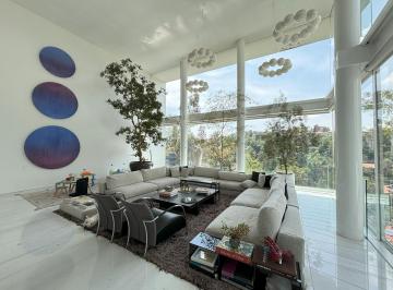 Casa · 832m² · 4 Recámaras · 4 Estacionamientos · Casa en Venta en Bosques de Las Lomas Remodelada Acabados Aaa