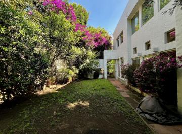 Casa · 639m² · 4 Recámaras · 5 Estacionamientos · Casa en Venta o Renta en Bosques de Las Lomas Laureles