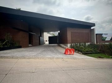 Terreno / Lote · 512m² · Terreno en Venta en Bosque Real Frente a Casa Club
