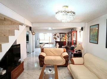 Casa de 3 habitaciones, Nezahualcóyotl · Venta de Casa Ampliada en La Colonia Bosques de Aragon