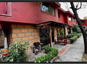 Casa · 220m² · 3 Recámaras · 2 Estacionamientos · Casa en Renta $30,000 Entre Satélite y Lomas Verdes. 220 m². Naucalpan de Juárez