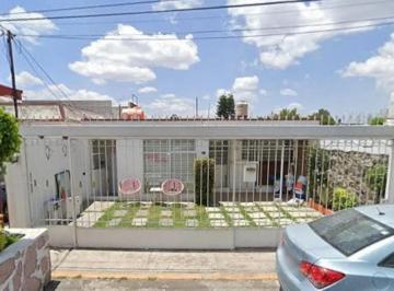 Casa de 2 habitaciones, Tlalnepantla de Baz · ¡Gran Oportunidad en Viveros de La Loma! | Casa con Excelente Ubicación