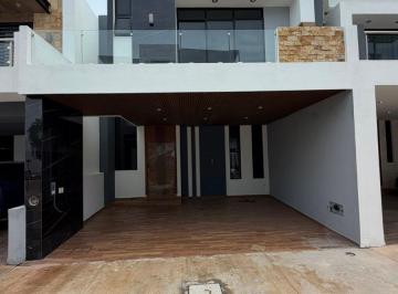 Casa de 3 habitaciones, Mazatlán · Casa de 117 m² con 3 Recámaras en Venta en Real del Valle