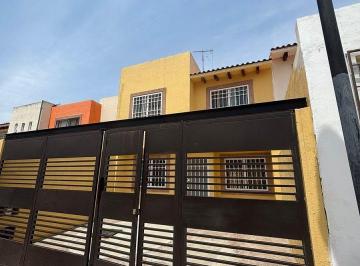 d16f116ffcfa5f8bb46626d3b3fbe09bc74d7882d464599ea0a0c3df4ab786b5 · Hurban Vende Casa en Rinconada Santa Mónica, Aguascalientes.