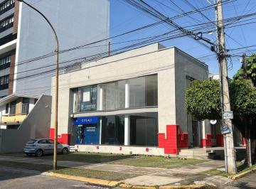 Local comercial , Guadalajara · Local Comercial, Av Ruben Dario Providencia