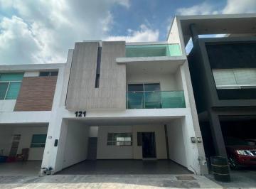 Casa de 3 habitaciones, General Escobedo · Casa en Venta en La Encomienda - Sector Vendimia