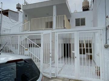Casa de 2 habitaciones, Guadalajara · Casa Dúplex Planta Alta en Renta