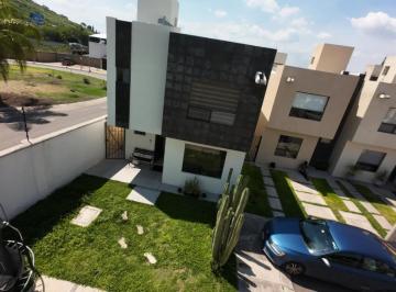 Foto 1 · Casa en Condominio en Renta en Fraccionamiento Sonterra, Querétaro, Querétaro