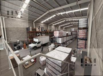 Bodega comercial · 730m² · 1 Estacionamiento · Bodega Industrial en Independencia