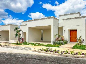 6aaa8aa1f50fb241b7ebda91c0e2eb65f2ee438e8265524c21c3285fec2f85b9 · Cómoda y Amplia Casa de Una Planta y 3 Recámaras en Conkal