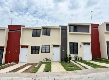Casa de 2 habitaciones, Zapopan · Los Treboles, Zapopan, Casa Nueva en Renta