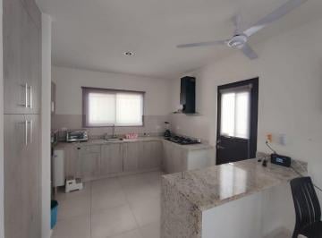 Casa de 3 habitaciones, Mérida · Casa Semi Amueblada, 3 Recamaras, en Renta en Fracc. Las Américas VI, Mérida