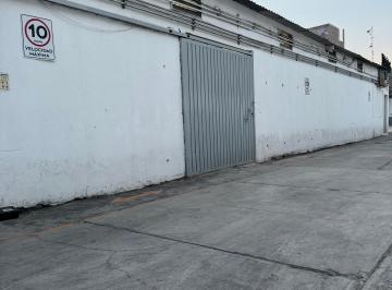 Bodega comercial , Iztacalco · Bodega 300 m²