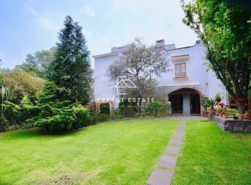 cf161ca90f2b4d2310d28b9303aae6d9f5aa270f362c99c7a7a5ed51360eadca · Casa Venta o Renta a 3 Kms de San Ángel - Espectacular con Precioso Jardín