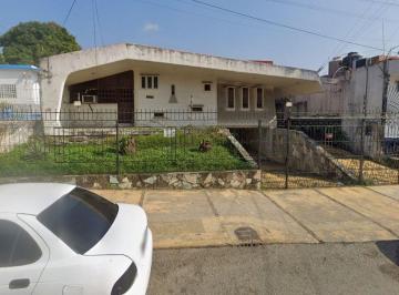 Casa de 3 habitaciones, Villahermosa · Casa en Venta en Av 27 de Febrero F - 1333