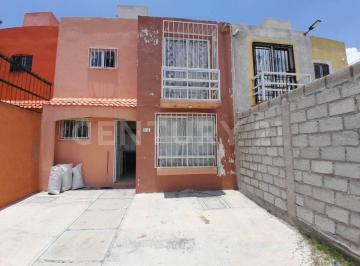 Casa · 80m² · 3 Recámaras · 2 Estacionamientos · Casa 2 Niveles 2 Estacionamientos en Venta Fuentes de Tizayuca