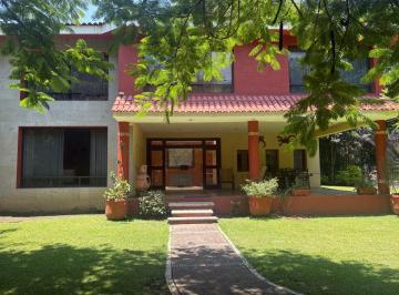 Casa de 3 habitaciones, Cuernavaca · Casa en Venta en Fraccionamiento Los Laureles Col. La Pradera