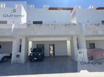 Casa · 308m² · 4 Recámaras · 2 Estacionamientos · Casa en Venta en Mangle Marina Golf
