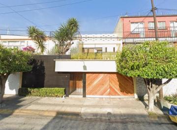 Casa de 4 habitaciones, Coyoacán · - Remate Bancario - Casa en Campestre Churubusco, Coyoacán, Cdmx