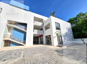 Local comercial · 120m² · 2 Recámaras · 1 Estacionamiento · Local Comercial en en Renta en Plaza Comercial