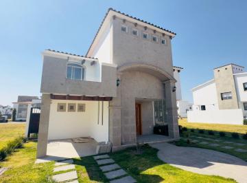 Casa en condominio de 3 habitaciones, Metepec · Casa en Venta en Condado del Valle