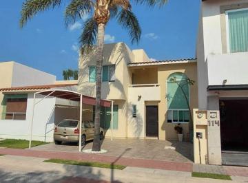 Casa de 3 habitaciones, León · Se Vende Casa en Pedregal del Gigante