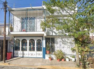 Casa de 3 habitaciones, Coacalco de Berriozábal · Vendo Casa en Bosques del Valle, Coacalco Cerca de Cosmopol