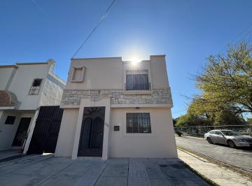 Casa · 120m² · 3 Recámaras · 2 Estacionamientos · Apv Casa en Renta en Valle Torremolinos Guadalupe Nuevo Leon