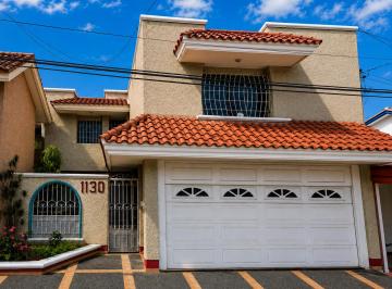 Casa de 4 habitaciones, Culiacán · Casa en Venta en Las Quintas Culiacan Rosales Sinaloa