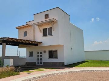 Casa de 3 habitaciones, El Marqués · Casa Madeira en Renta Ciudad Maderas