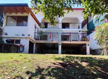 Casa · 120m² · 2 Recámaras · 1 Estacionamiento · Casa en Renta Amueblada con Vista a Monte Alto, Valle de Bravo