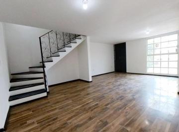 Casa en condominio · 163m² · 4 Recámaras · 2 Estacionamientos · Venta de Casa en Condominio en Villas del Campo, Méx, con Terraza y Estudio