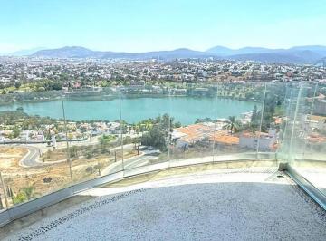 Departamento · 196m² · 3 Recámaras · 2 Estacionamientos · Departamento en Venta en Cumbres del Lago