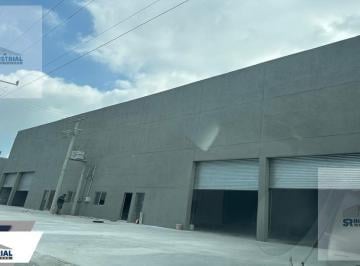 Bodega comercial · 850m² · 4 Estacionamientos · Bodega en Renta Zona Escobedo