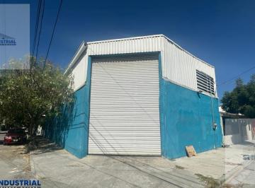 Bodega comercial · 200m² · 2 Estacionamientos · Bodega en Renta Zona Escobedo