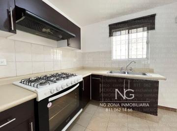 Casa de 3 habitaciones, Guadalupe · Rento. Casa Morena en Guadalupe, Fracc Privado, Frente Al Parque.