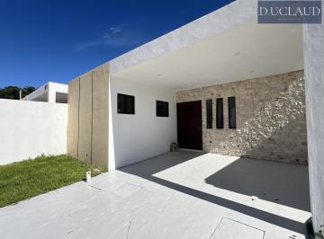 Casa · 229m² · 3 Recámaras · 2 Estacionamientos · Casa en Cholul