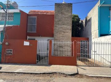 Casa de 3 habitaciones, Mérida · Casa en Renta Amueblada de 3 Rec en Pensiones