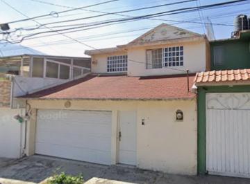 Casa de 4 habitaciones, Coacalco de Berriozábal · Casa en Venta en Coacalco, Estado de México