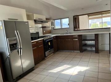 1 · Penthouse en Venta en San Pedro
