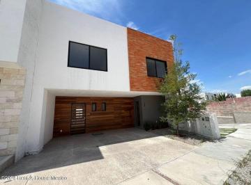 Casa de 3 habitaciones, Corregidora · Casa en Venta en Valle Tinto | Cocina con Barra de Granito Rah6